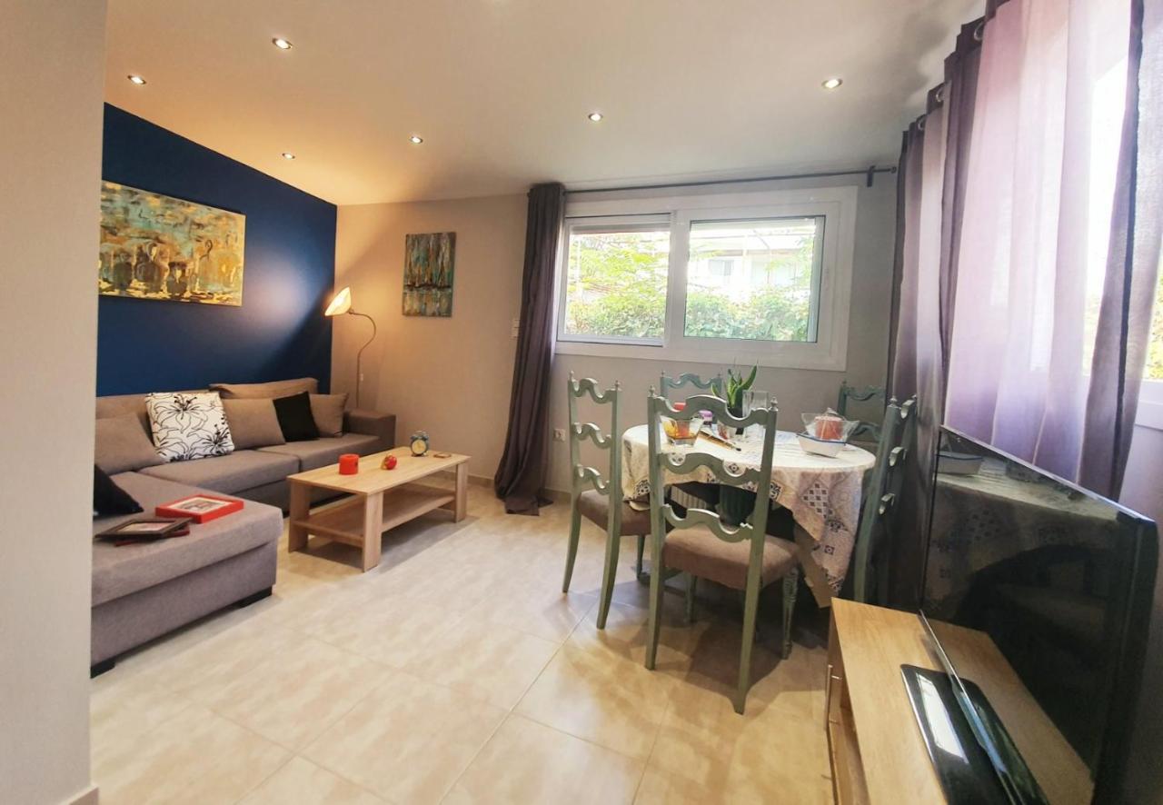 Ilias' Cosy And Relaxing Apartment 아테네 외부 사진